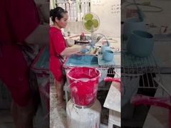 現代 の 輝く 陶器 の 鍋 室内 の 装飾 に 用い られる 軽量 な 器