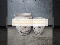 灰色でベージュ色の斑点のある丸い繊維粘土のプランター 耐久性のある耐久性のある低保守性のある花盆 休暇 ビラ オフィス装飾 庭園景観設計プロジェクト