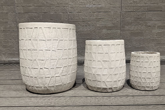 購入 屋内および屋外使用のための丸い粘土繊維のプランター online manufacture