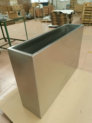 購入 スタッドレスタイヤ オーダーメイド 正方形 ガーデン プランター 超大型 メタル 花器 online manufacture