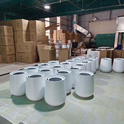 購入 中国 卸売 丸い形状のガラス繊維花瓶 室内装飾のためのGRPプランターボックス online manufacture