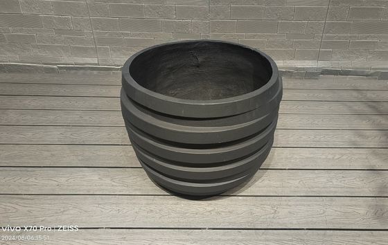 購入 洗練された庭に 洗練された庭を添え 防水と防火の 現代の粘土繊維の植樹器 online manufacture